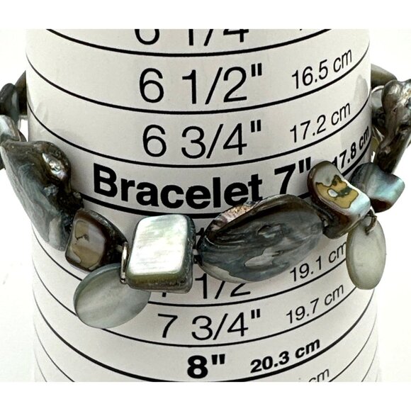 Coastal Chic Shell Stretch Bracelet Mother of Pearl Abalone Beachy Sea Siren - Picture 2 of 4